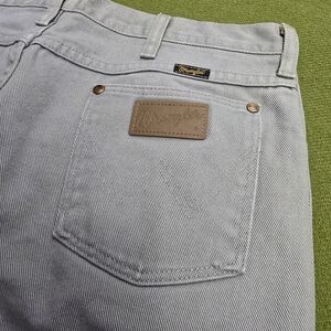 Wrangler Men's Jeans in Light Gray